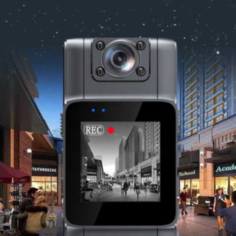 Kääntyvä kamera autolle – 360° tallennus ja yönäkö