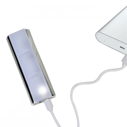 Illuminazione LED Multicolore Per Abitacolo Auto – Controllo Remoto