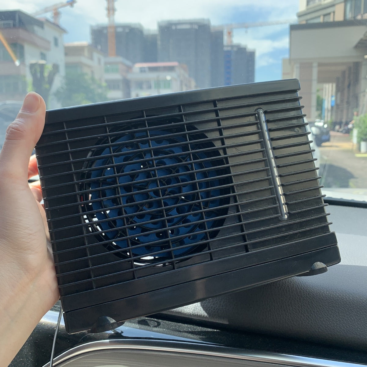 Climatiseur Portable 12V Pour Voiture — Fraîcheur Instantanée En Déplacement