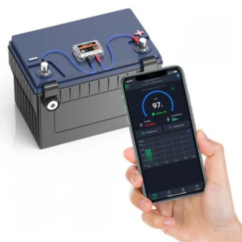 Tester de baterii auto cu monitorizare Bluetooth — verificare rapidă și performanță optimă 